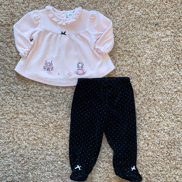 9M baby girl 2-piece outfit - Picture 1 of 6